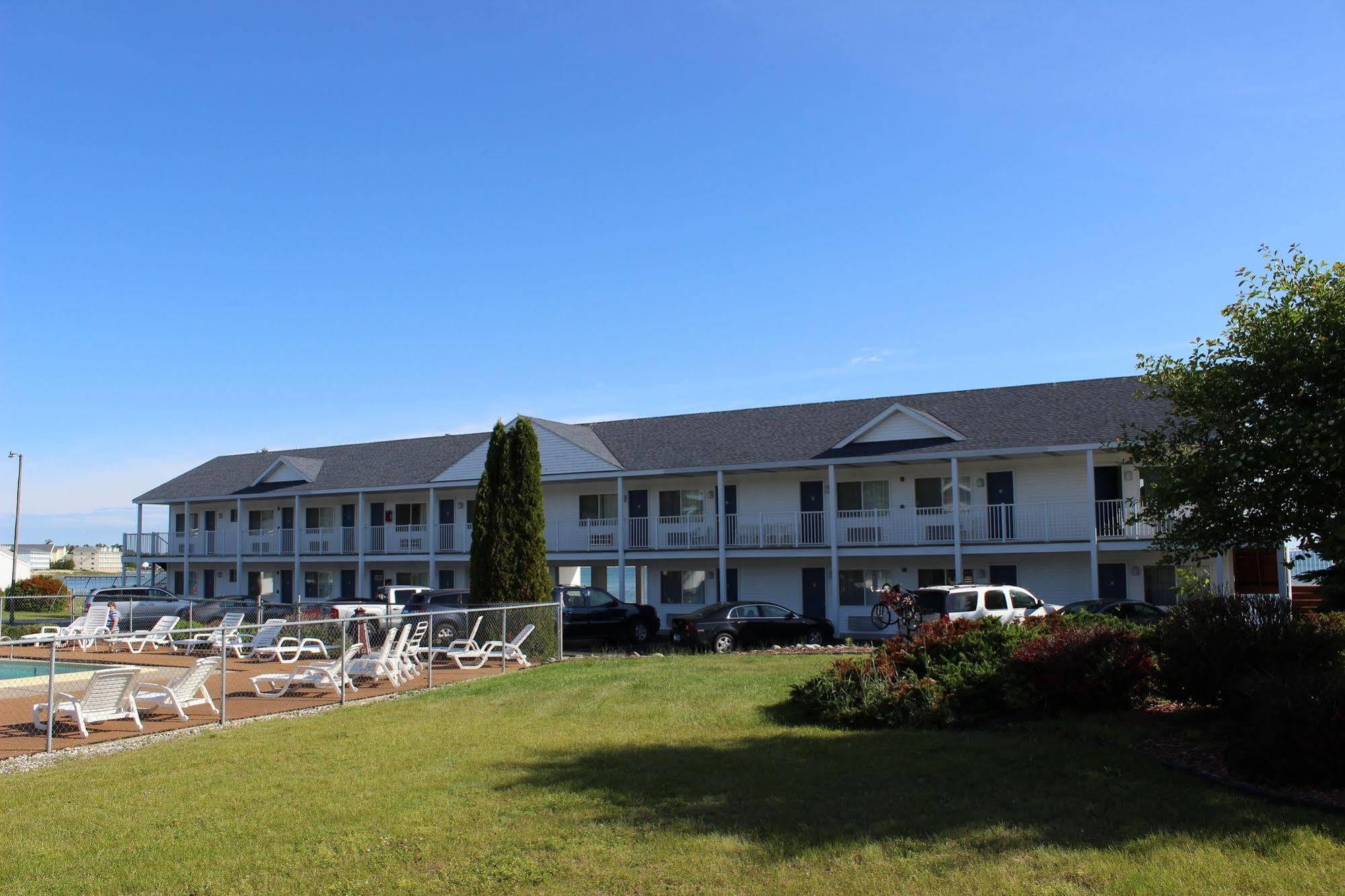 Sunrise Beach Motel Mackinaw City Luaran gambar